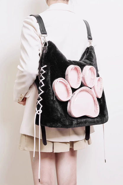 Subtly Elegant Bag with a Refined Vintage Look