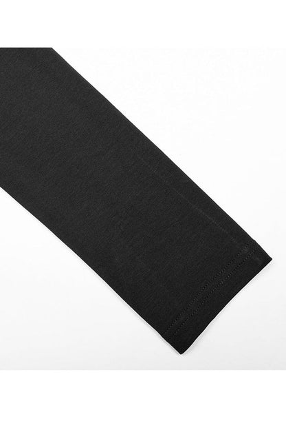 Casually Elegant T-Shirt with a Refined Edge