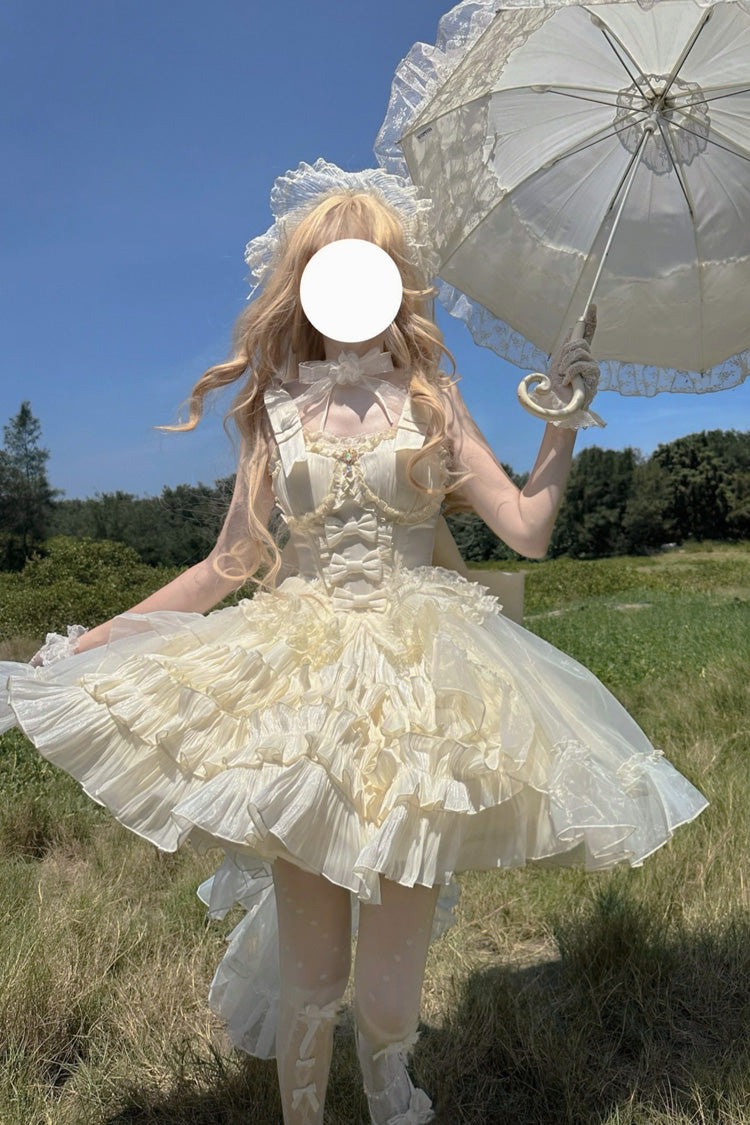 Subtly Elegant Dress with a Refined Vintage Look