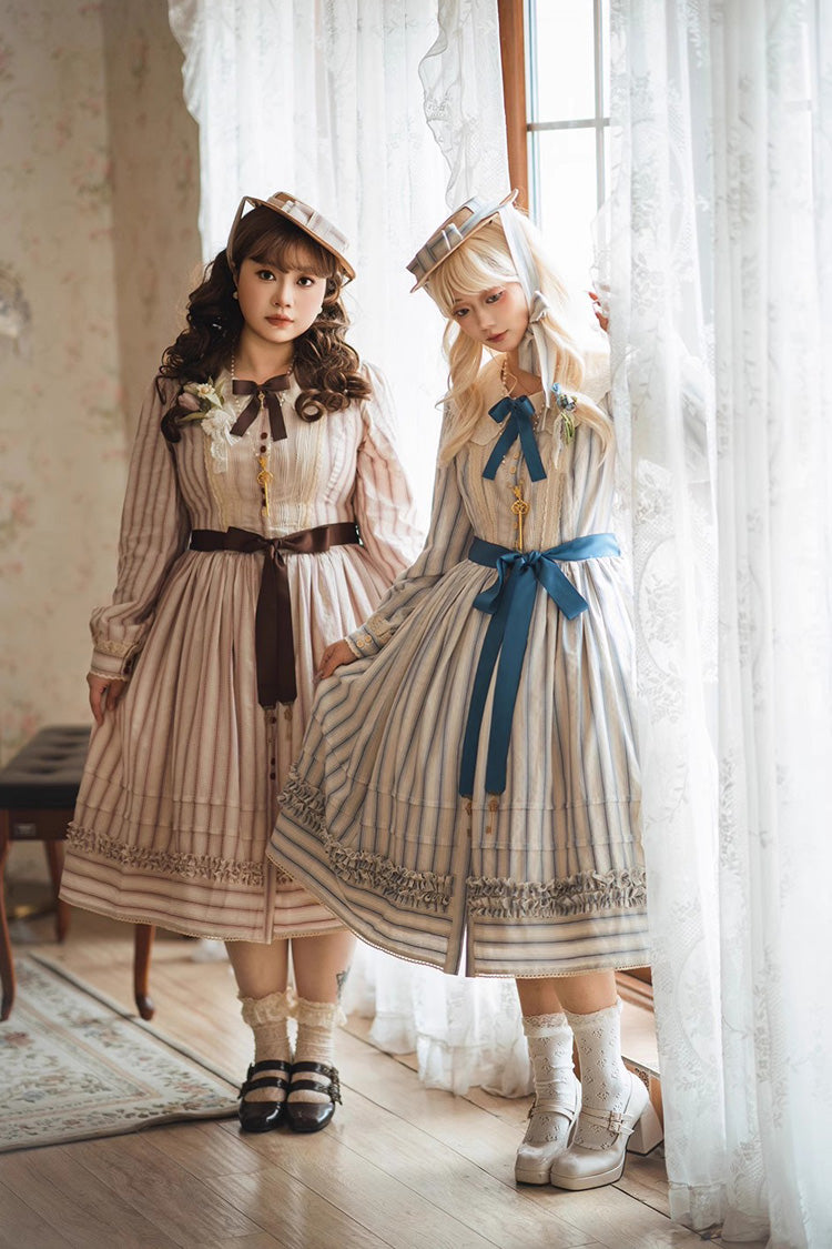 Subtly Elegant Dress with a Refined Vintage Look