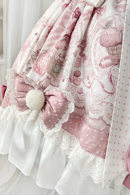 Finely Styled Dress with a Classic Vintage Look
