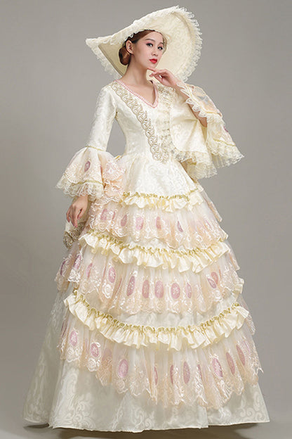 Finely Styled Dress with a Classic Vintage Look
