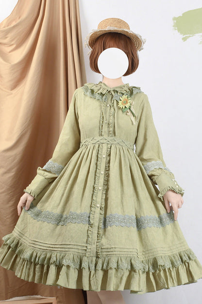 Thoughtfully Designed Dress in a Timeless Style
