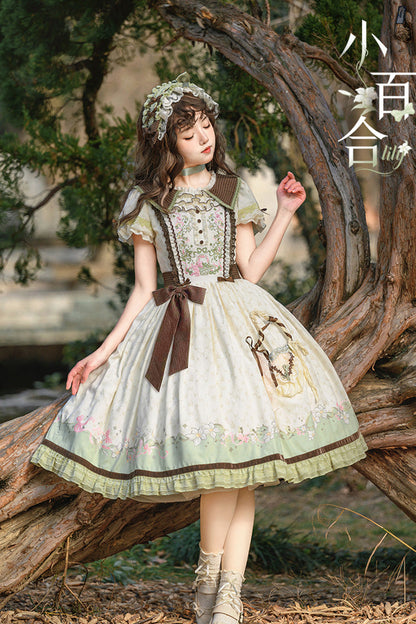 Subtly Elegant Dress with a Refined Vintage Look