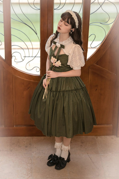 Beautifully Crafted Dress in a Classic Style