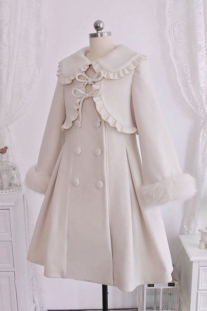 Effortlessly Elegant Coat with a Timeless Design