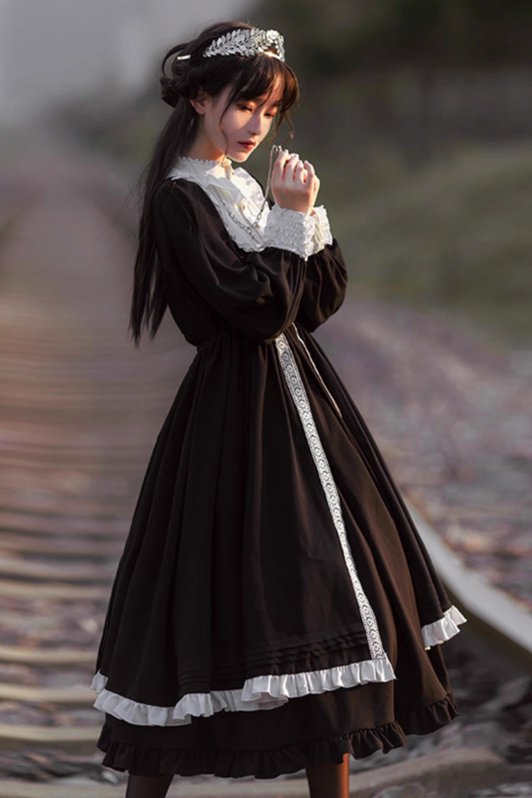 Vintage Inspired Dress with a Contemporary Edge