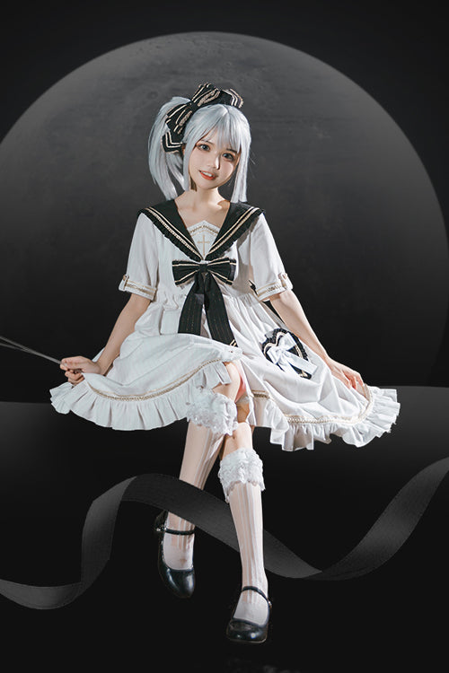 Subtly Elegant Dress with a Refined Vintage Look