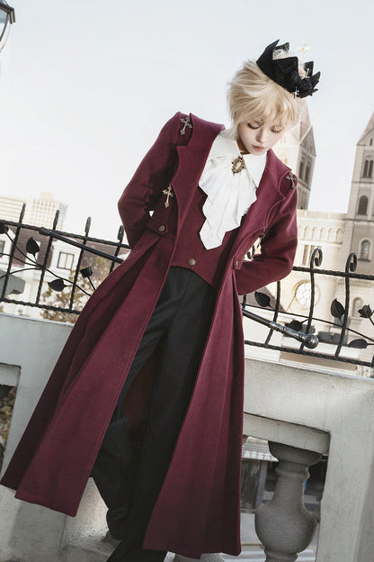 Beautifully Finished Coat in a Timeless Design