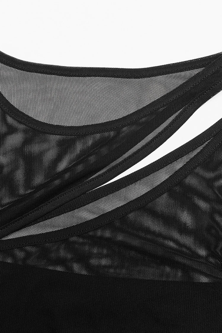 Casually Elegant T-Shirt with a Refined Edge