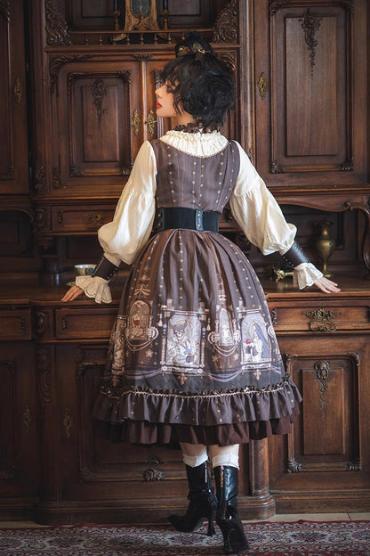 Subtly Elegant Dress with a Refined Vintage Look