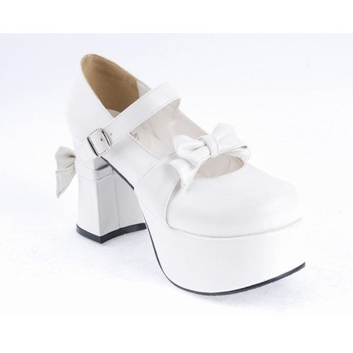 Classic Vintage Shoes with a Flattering Fit