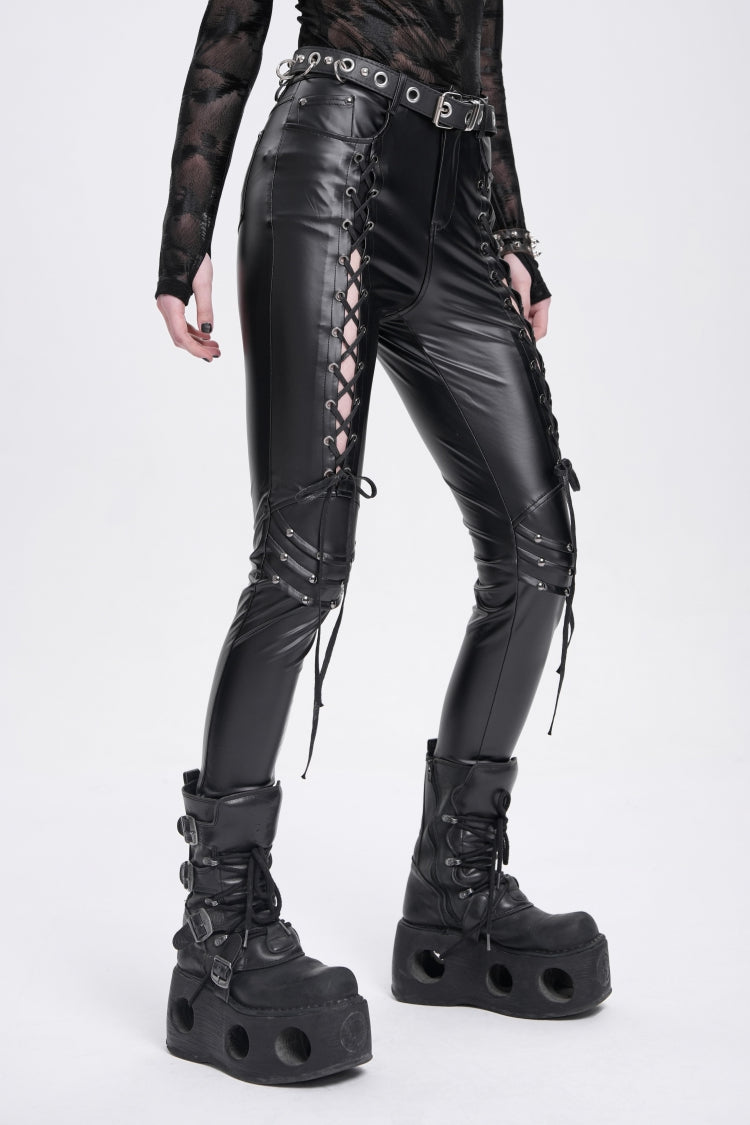 Beautifully Crafted Pants in a Classic Style