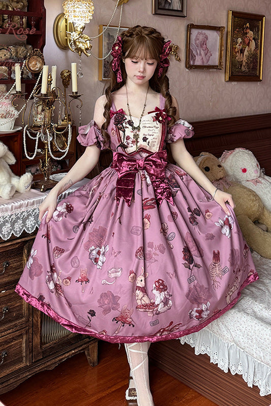 Finely Styled Dress with a Classic Vintage Look
