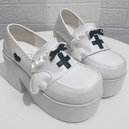Casually Elegant Shoes with a Refined Edge
