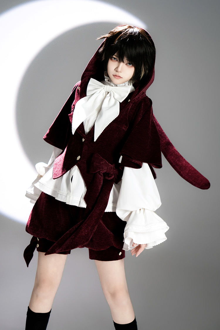 Finely Styled Coat with a Classic Vintage Look