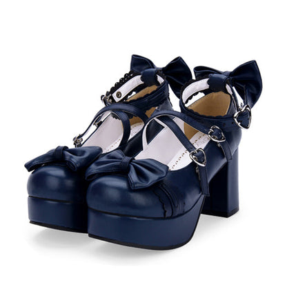 Effortlessly Elegant Shoes with a Timeless Design
