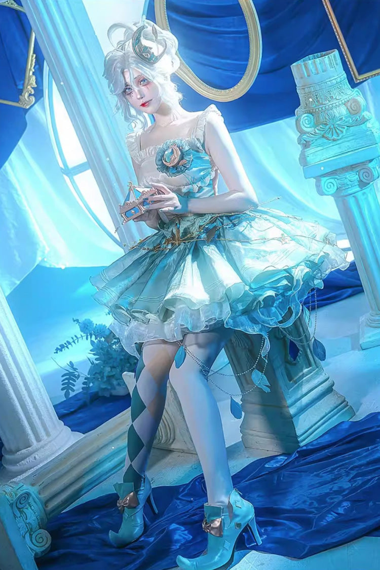 Subtly Elegant Dress with a Refined Vintage Look
