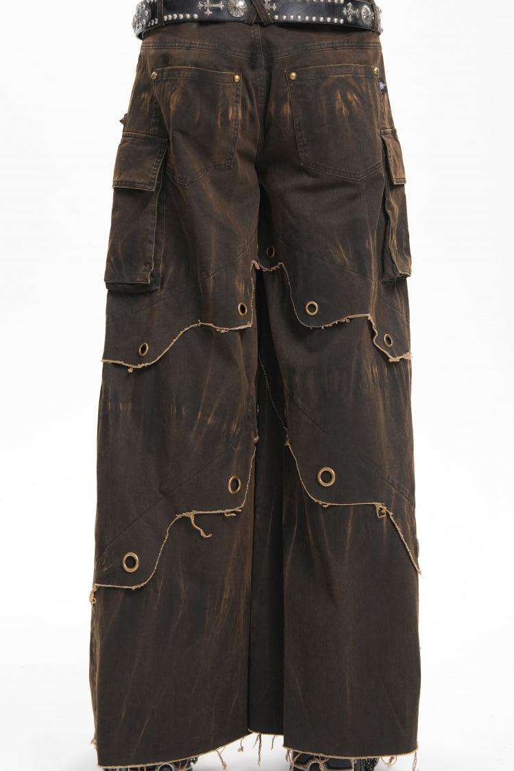 Thoughtfully Designed Pants in a Timeless Style