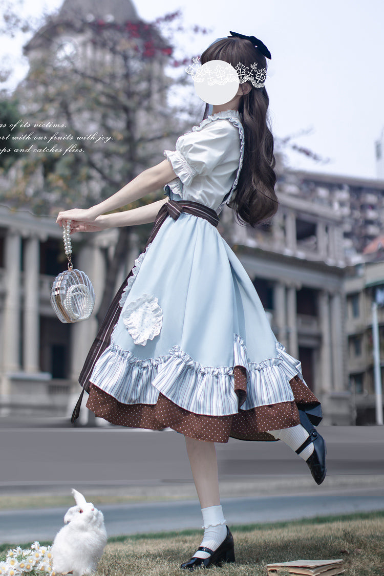 Thoughtfully Designed Dress in a Timeless Style