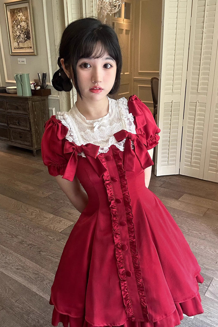 Finely Styled Dress with a Classic Vintage Look