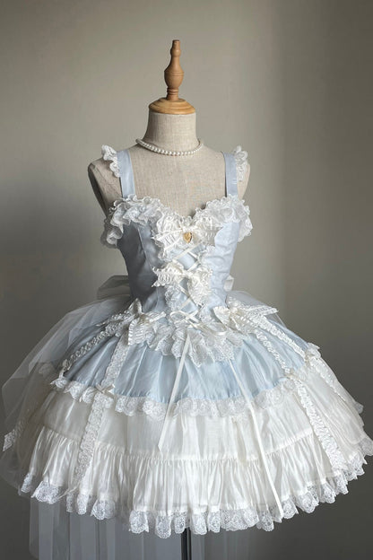 Beautifully Finished Garment in a Timeless Design