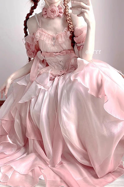 Beautifully Crafted Dress in a Classic Style
