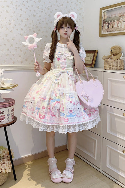Subtly Elegant Dress with a Refined Vintage Look