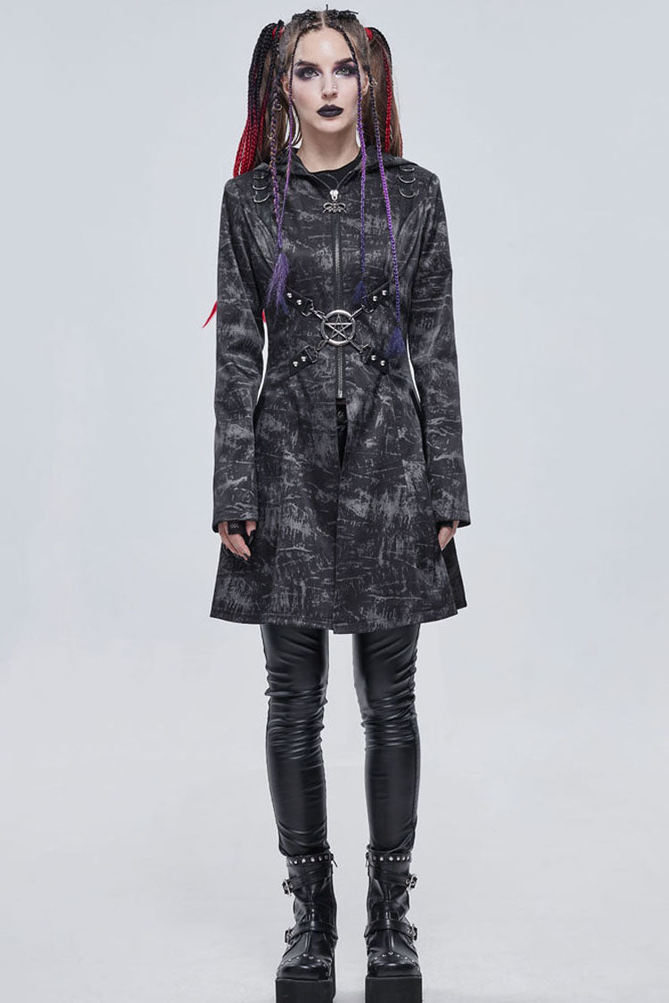 Finely Styled Coat with a Classic Vintage Look