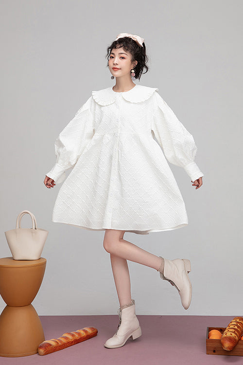 Casually Elegant Dress with a Refined Edge