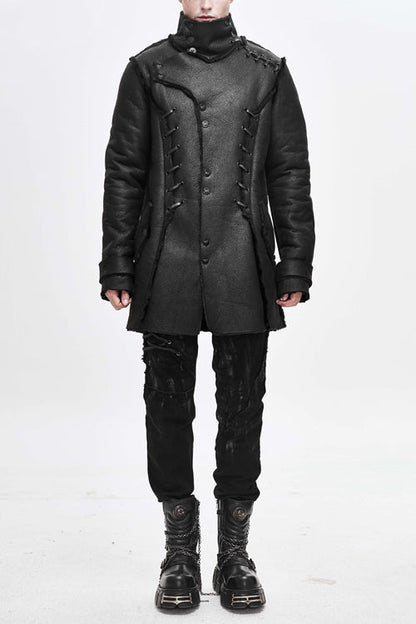 Finely Styled Coat with a Classic Vintage Look
