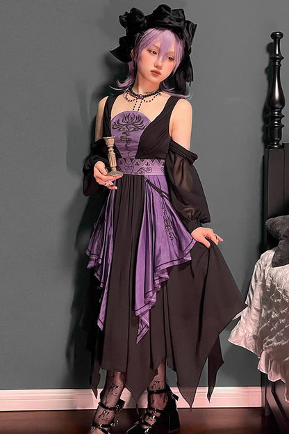 Classic Vintage Dress with a Flattering Fit
