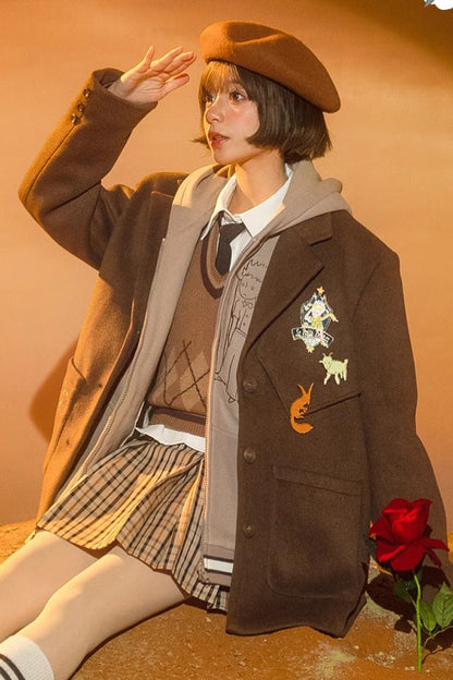 Beautifully Finished Coat in a Timeless Design