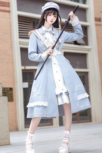Finely Styled Cardigan with a Classic Vintage Look