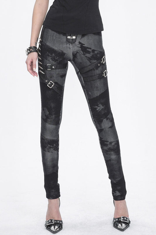 Classic Vintage Pants with a Flattering Fit