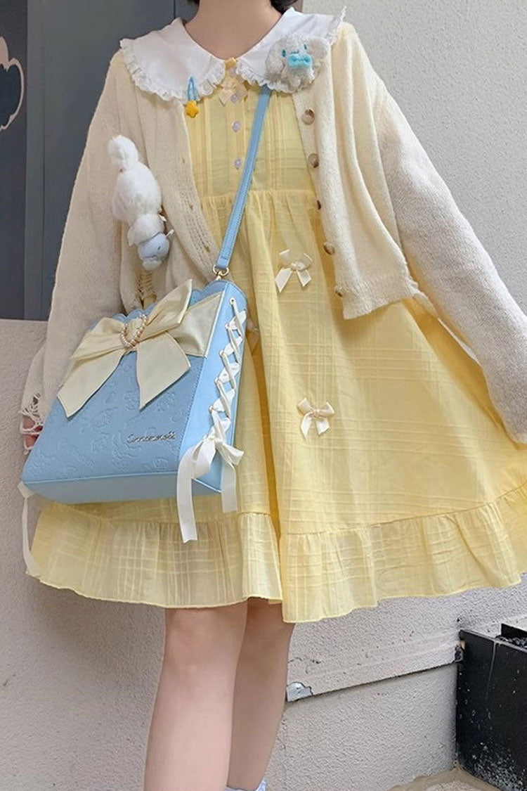 Casually Elegant Bag with a Refined Edge