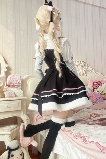 Casually Elegant Dress with a Refined Edge