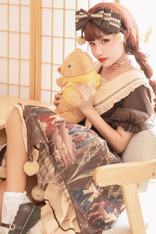 Subtly Elegant Dress with a Refined Vintage Look