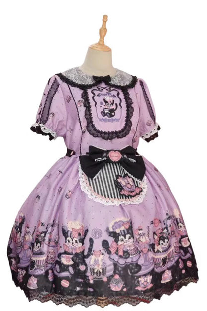 Classic Vintage Dress with a Flattering Fit