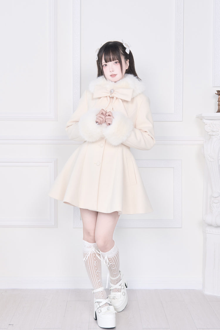 Classic Vintage Coat with a Flattering Fit