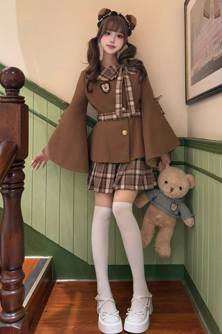 Classic Vintage Coat with a Flattering Fit