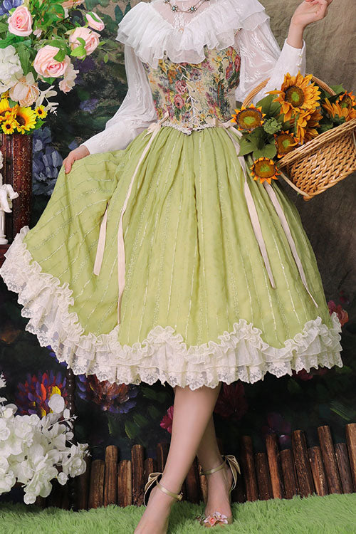 Finely Styled Dress with a Classic Vintage Look