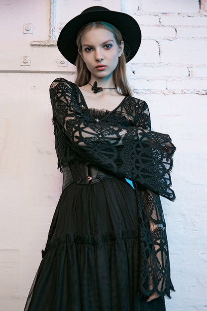 Sophisticated Blouse with a Clean Classic Look