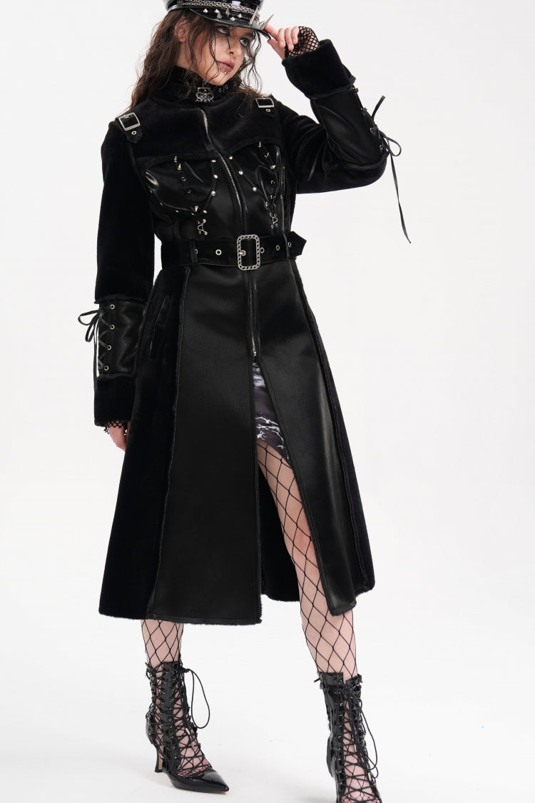 Effortlessly Elegant Coat with a Timeless Design