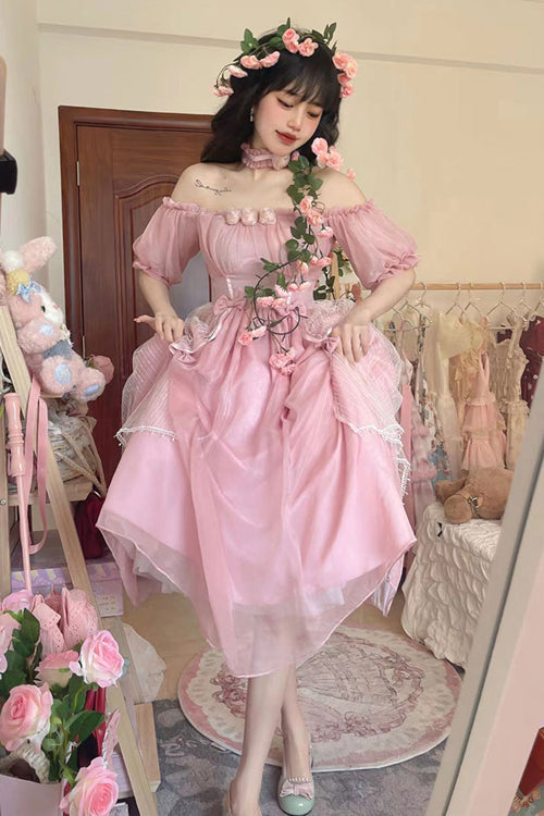 Classic Vintage Dress with a Flattering Fit