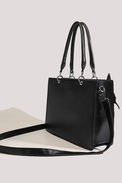 Beautifully Crafted Bag in a Classic Style