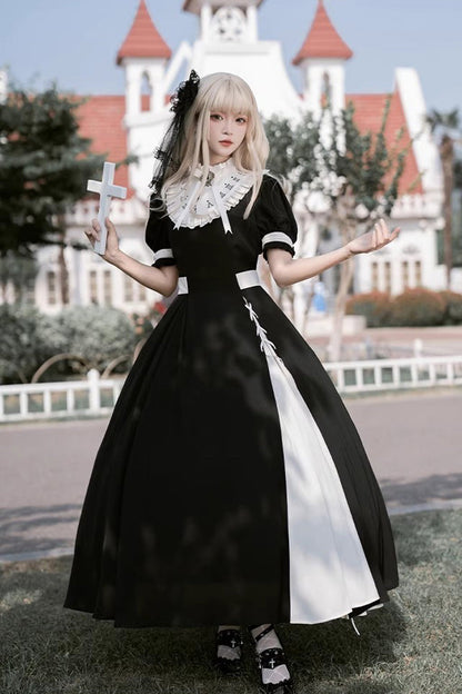 Sophisticated Dress with a Clean Classic Look
