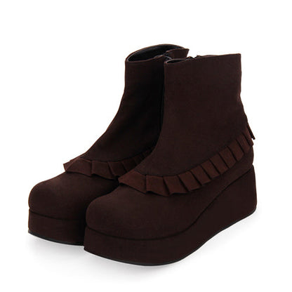Elegantly Styled Boots for Everyday Wear