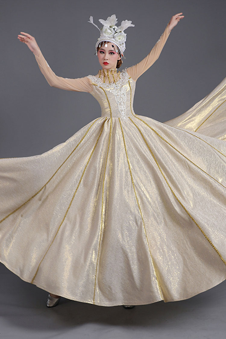 Beautifully Finished Dress in a Timeless Design