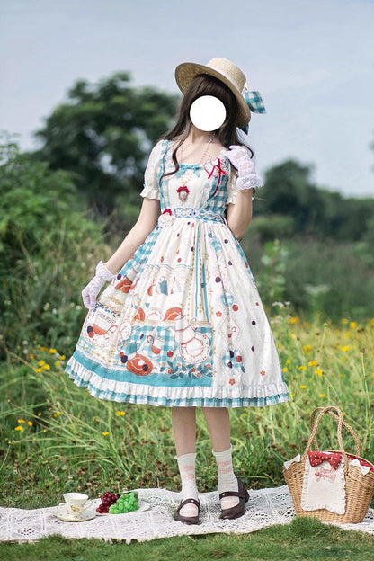 Casually Elegant Dress with a Refined Edge